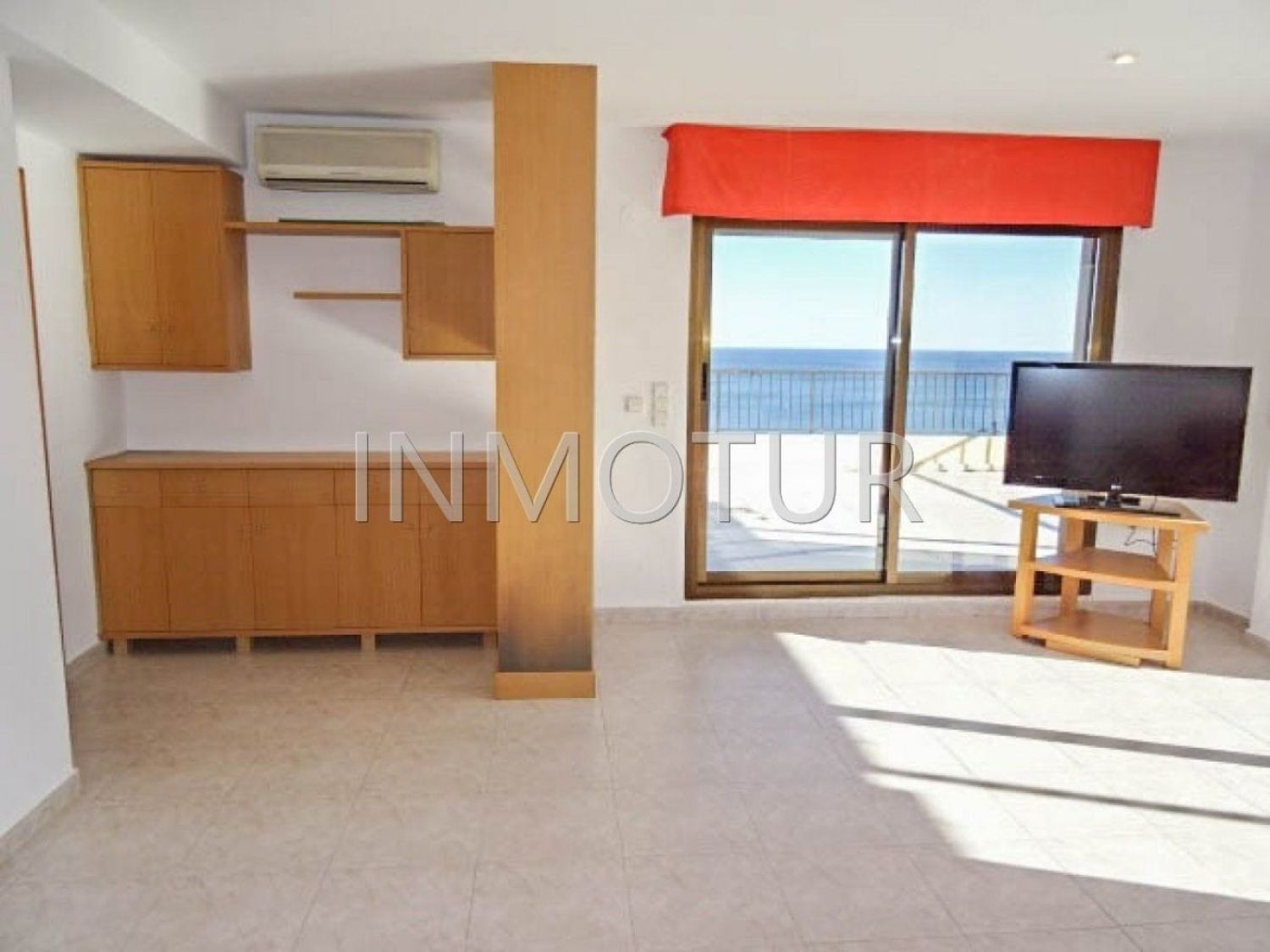 Penthouse for sale on the seafront on Castelló Avenue, in Cullera