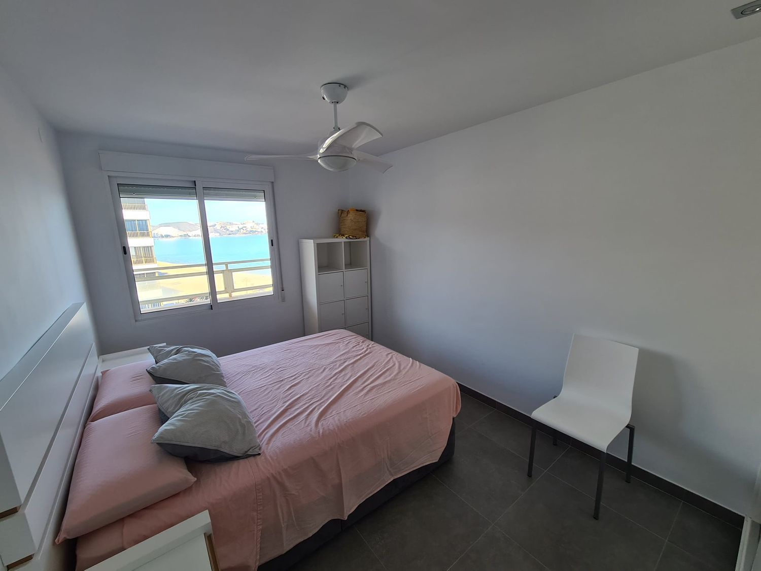 Apartamento en venta en primera línea de mar en la travesía País Valencia, en Cullera