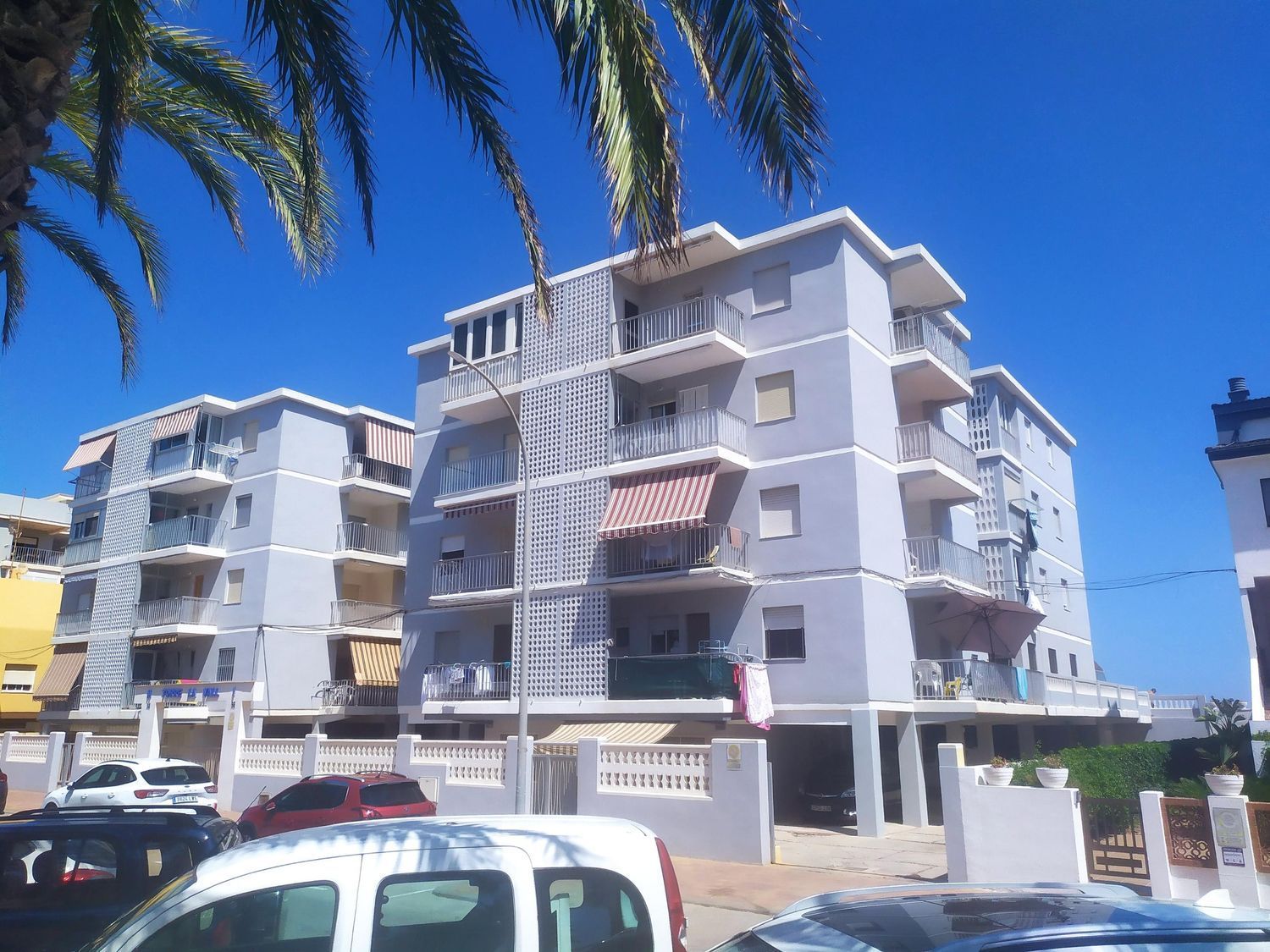 Apartment for sale on the seafront on Avenida de la Marina, in Tavernes de la Valldigna