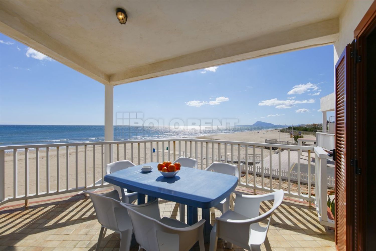 Apartment for sale on the seafront in Virgen del Mar, in Oliva