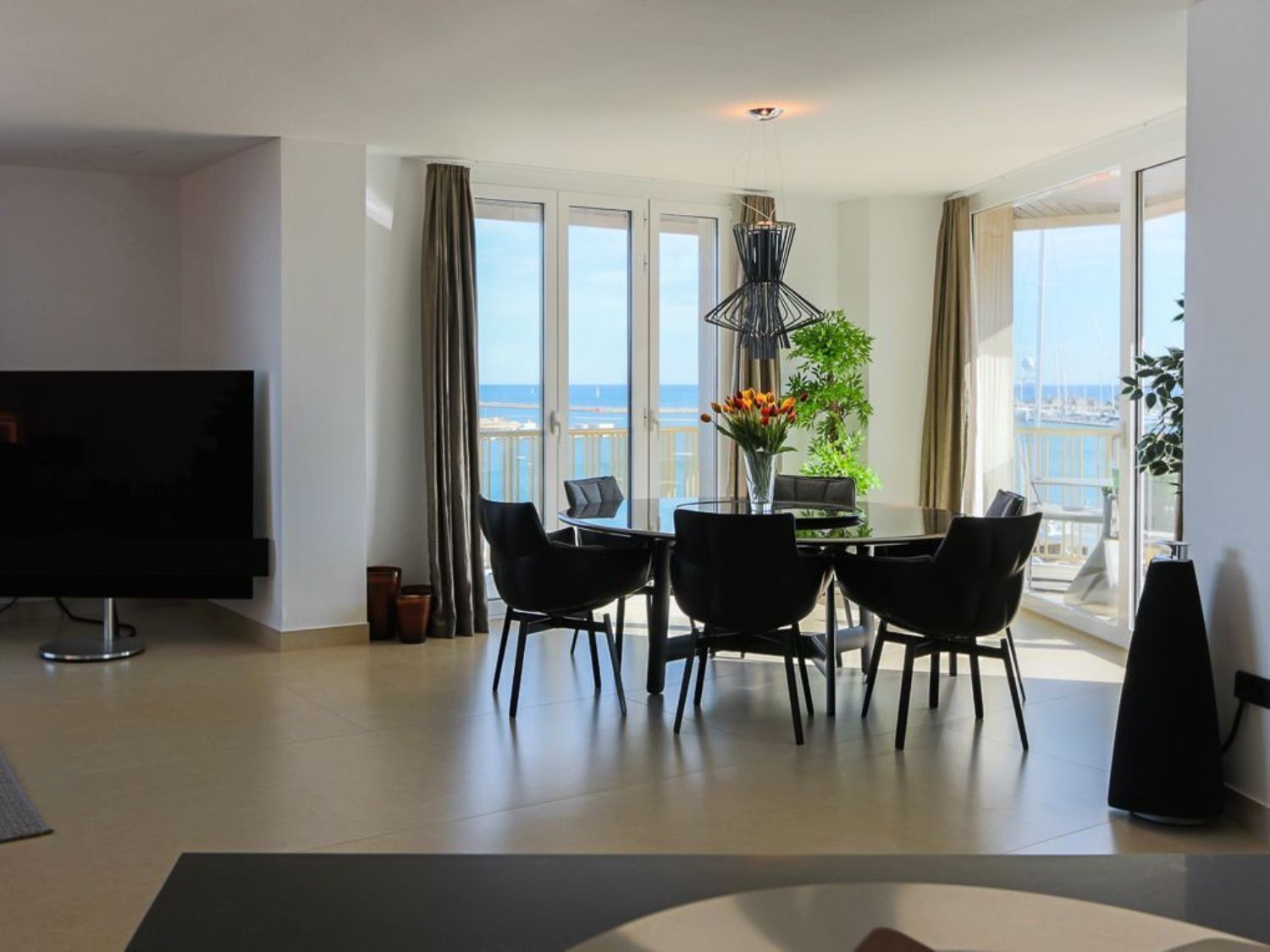 Apartamento en venta en primera línea de mar en Dénia