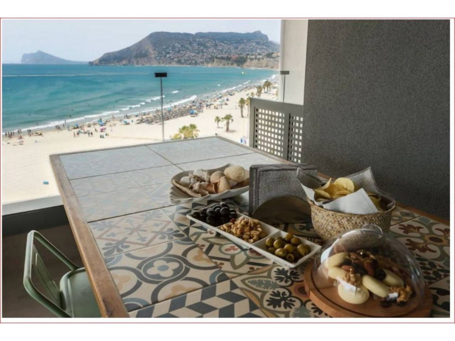 Apartment for sale on the seafront on Arenal-Bol Beach, in Calpe