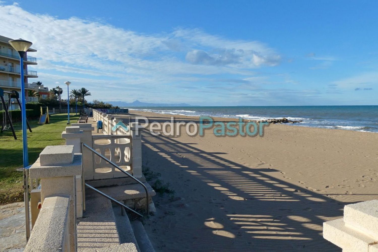 Apartment for sale on the seafront on the Marines road, in Dénia
