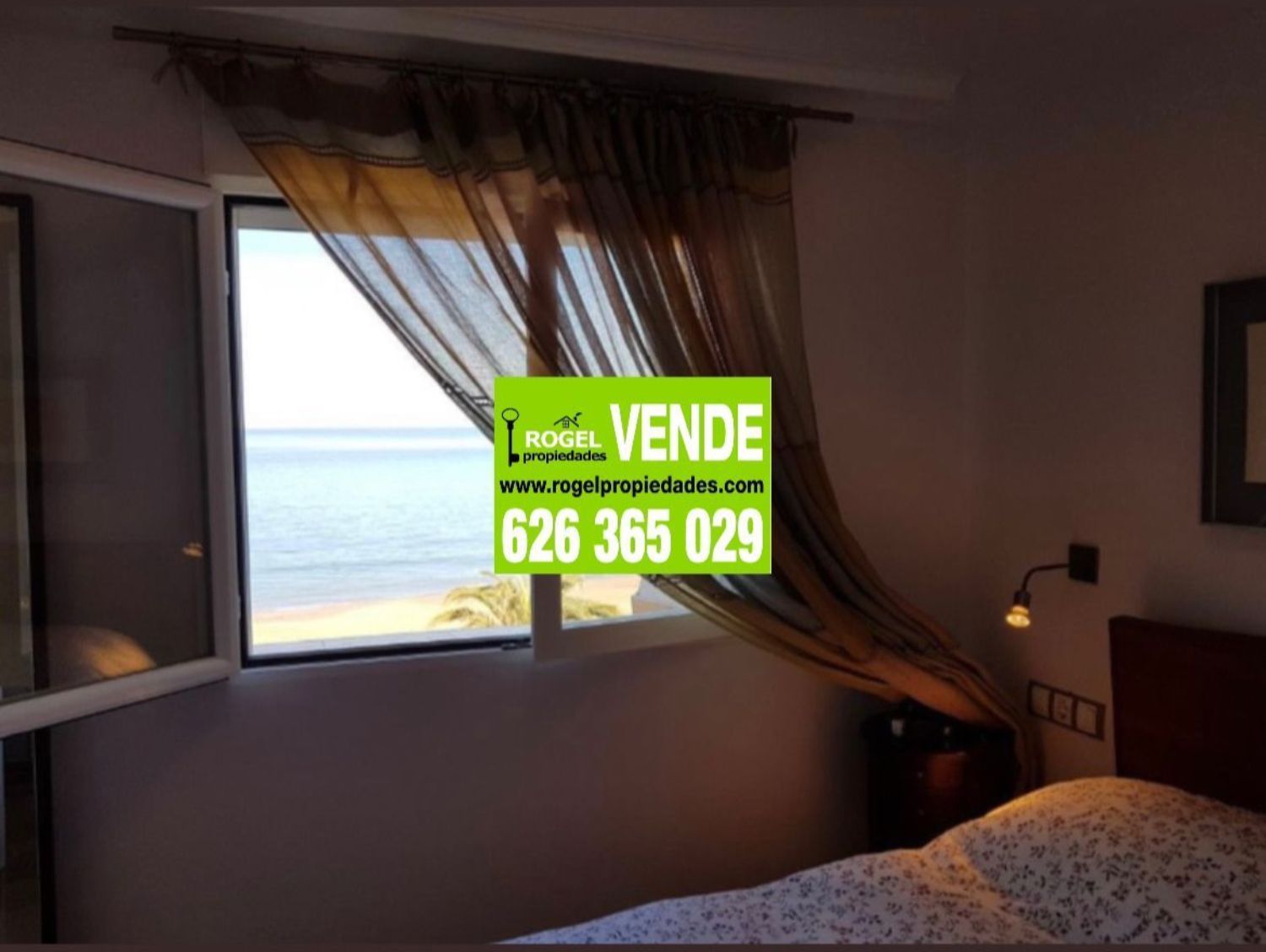 Duplex Penthouse for sale on the seafront in Cigonya, in Dénia