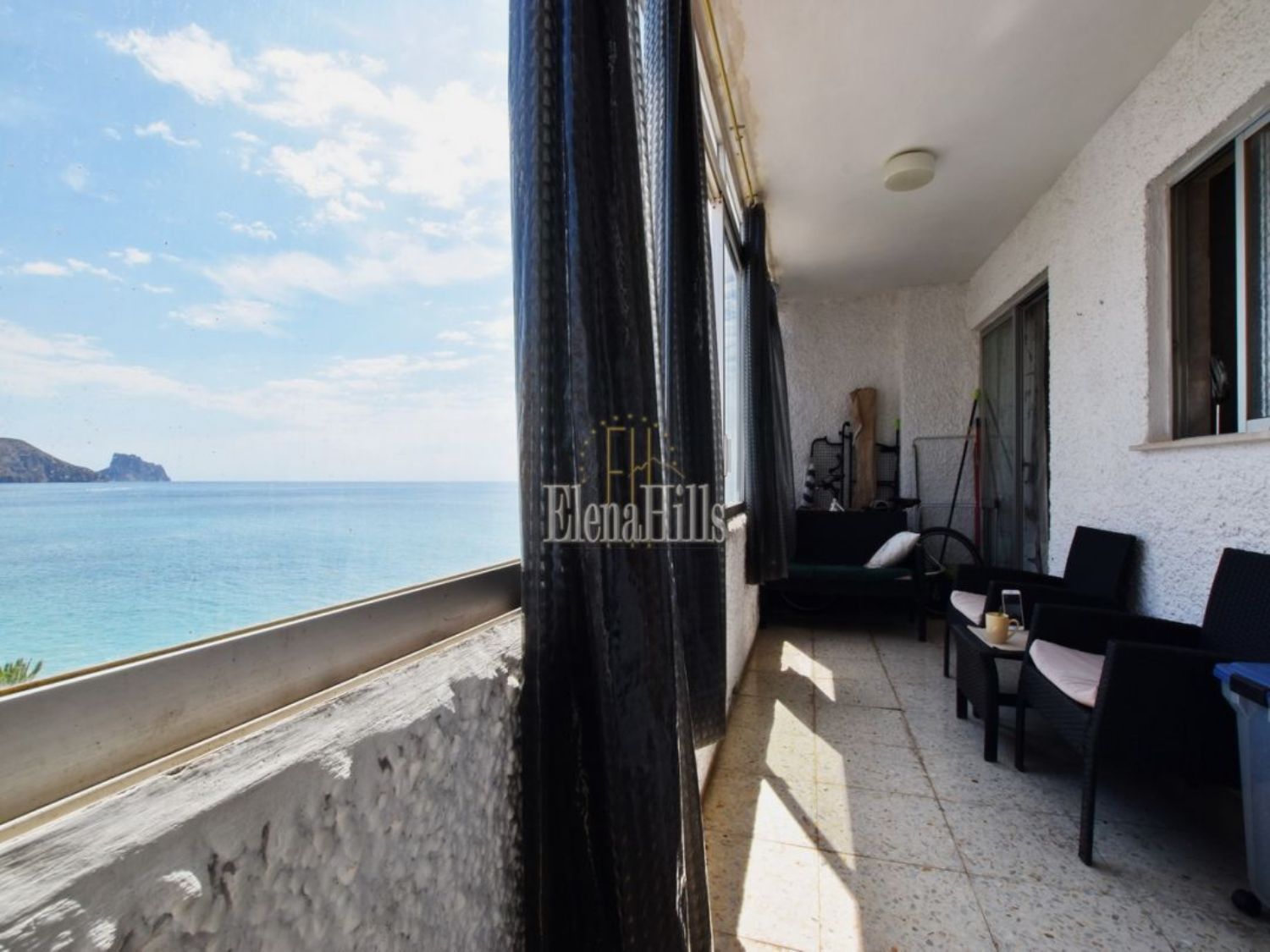 Apartment for sale on the seafront in Cap-Negret Beach, Altea