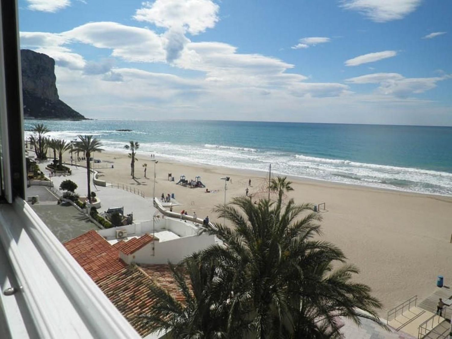 Apartment for sale on the seafront on Calle Dinamarca, Calpe