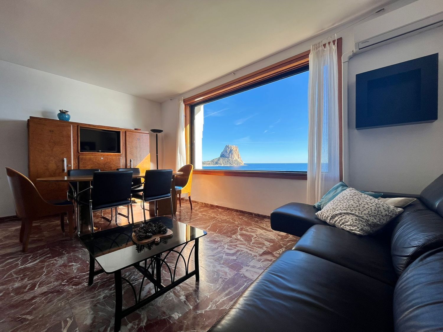 Dúplex en venta en primera línea de mar en el Edificio Anfiteatro, Calpe