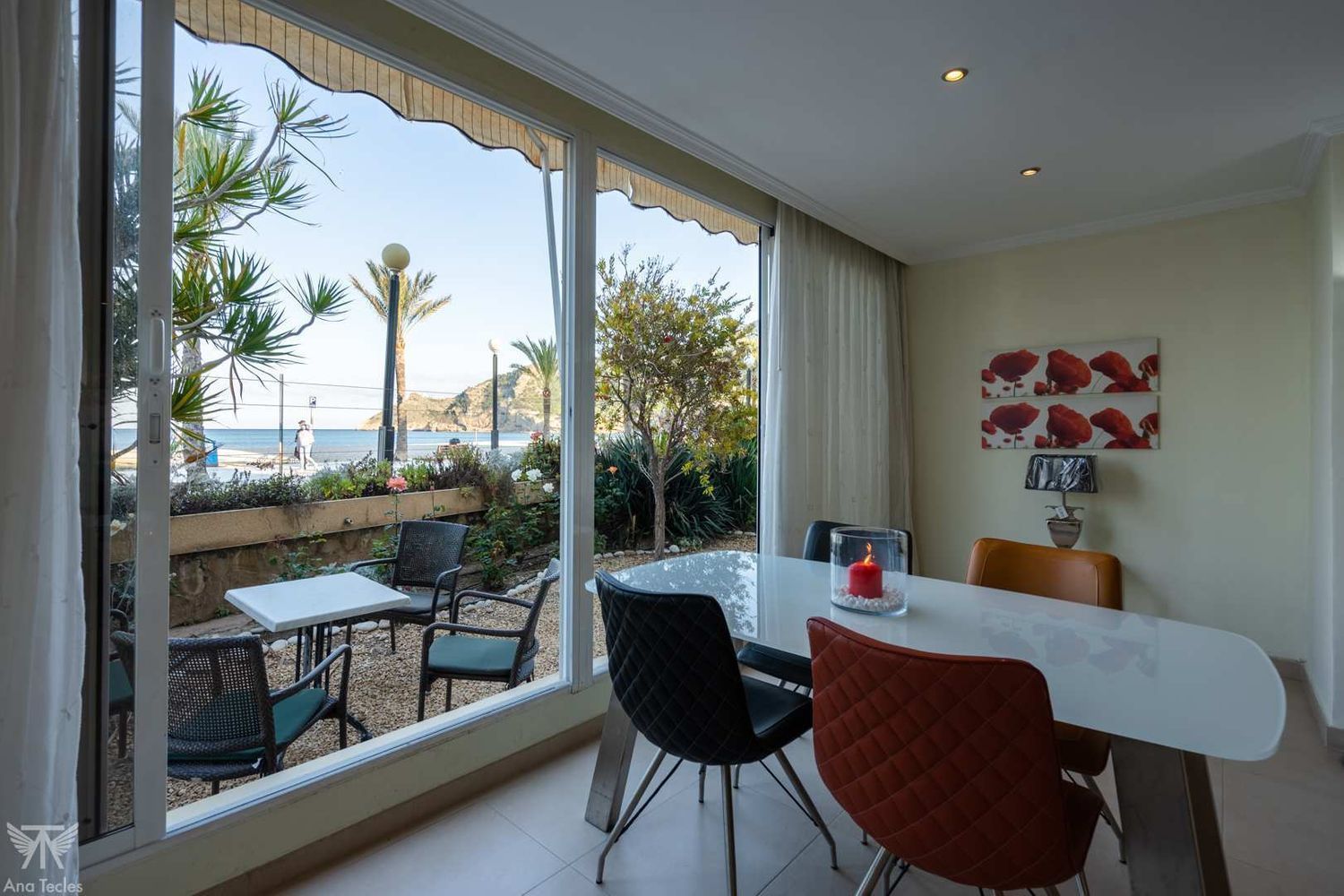 Ground floor for sale on the seafront on the Paseo Marítimo de L'Albir, in Alfaz del Pi