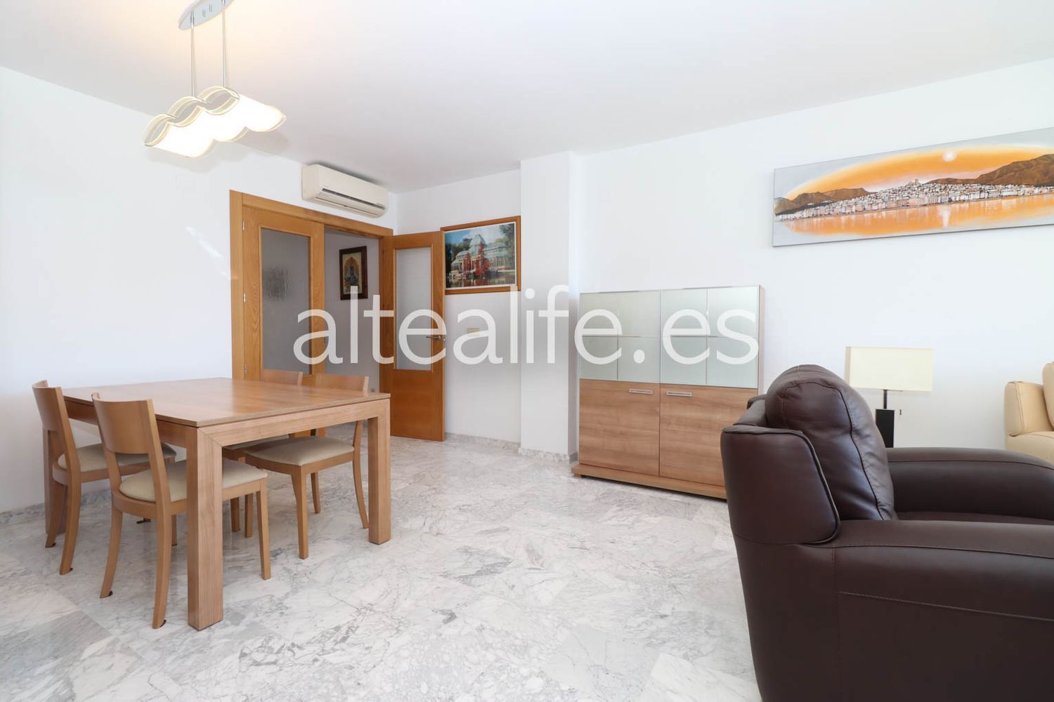 Apartamento à venda à beira-mar na rua San Pedro, em Altea