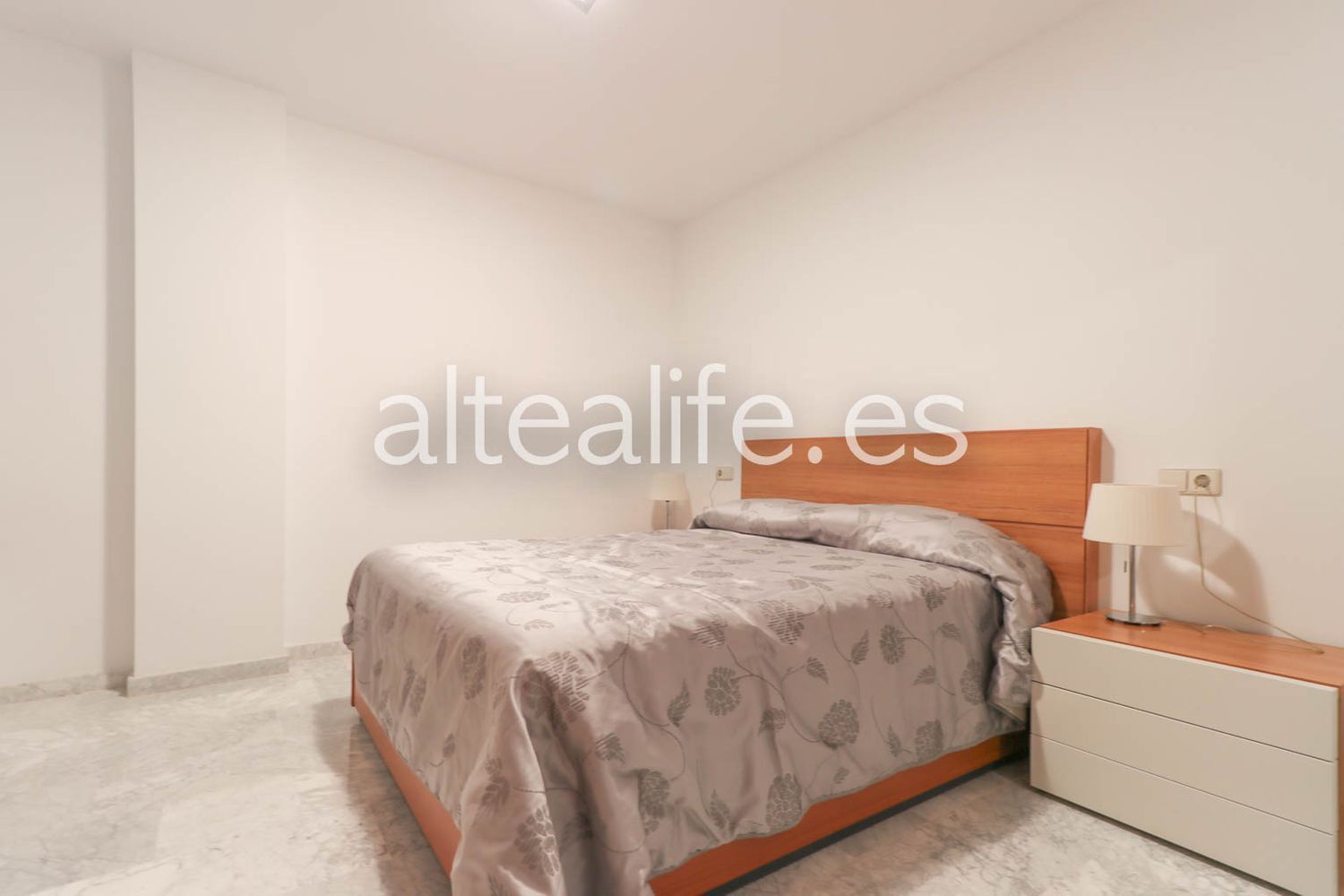 Apartamento à venda à beira-mar na rua San Pedro, em Altea