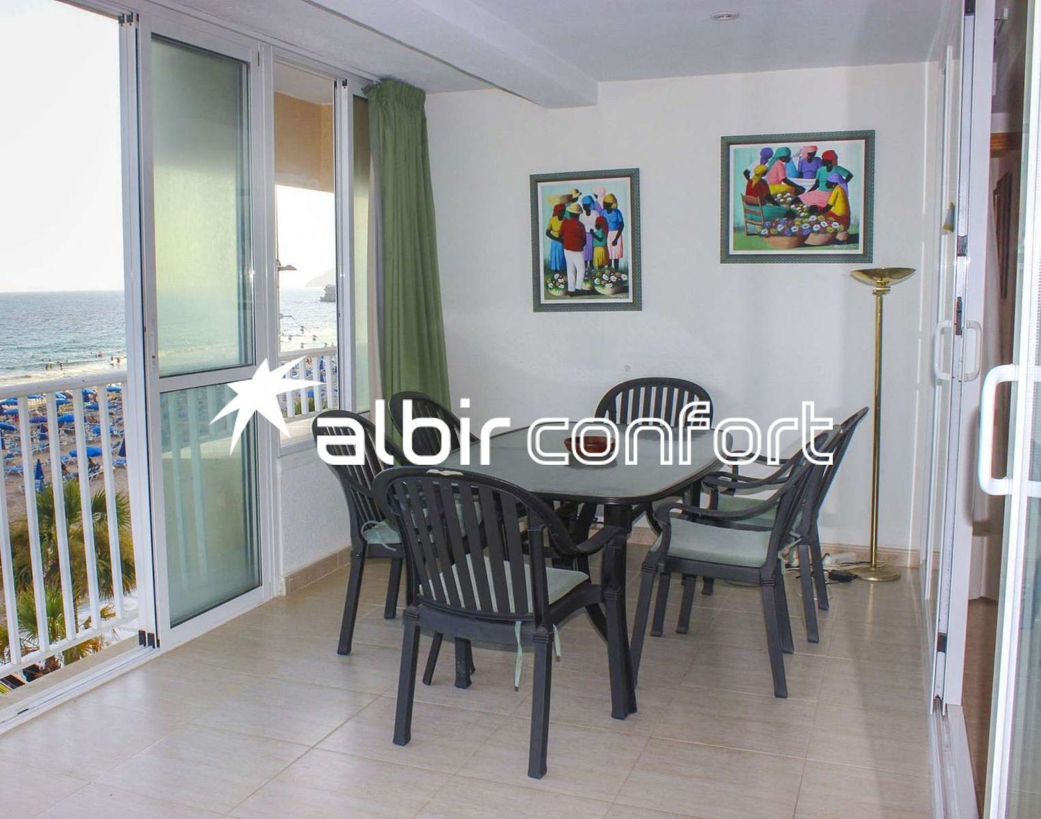Apartment for sale on the seafront on Avenida Alcoy, in Benidorm