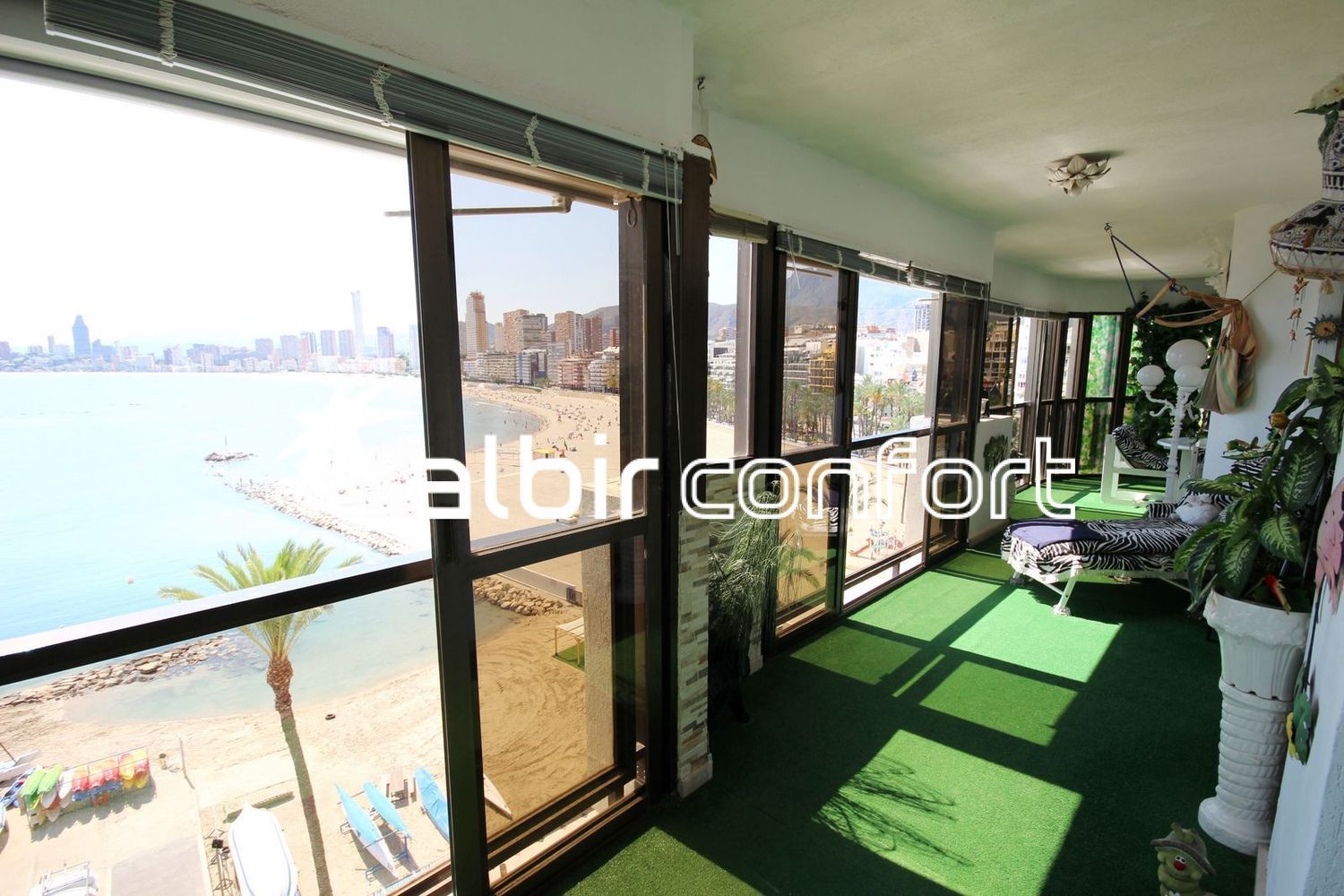 Apartment for sale on the seafront in the Port, in Benidorm