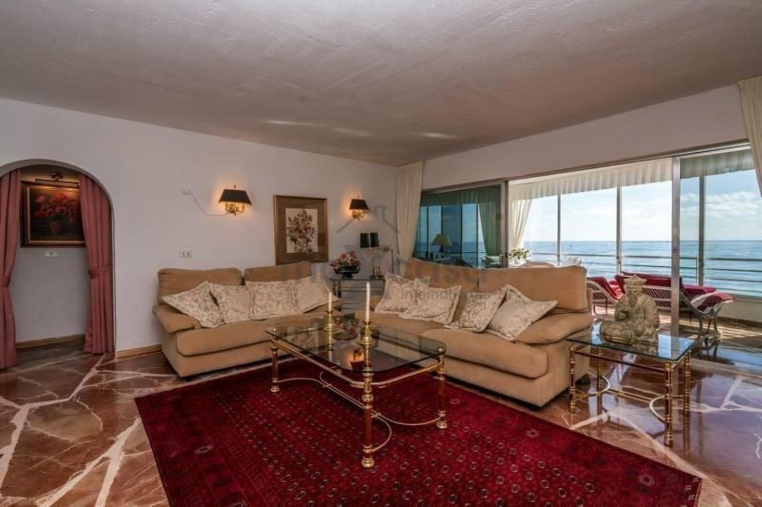 Apartamento à venda à beira-mar na rua San Pedro, em Altea