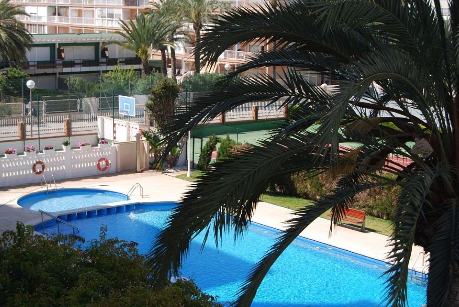 Apartment for sale on the seafront in Avenida de Niza, in Alicante