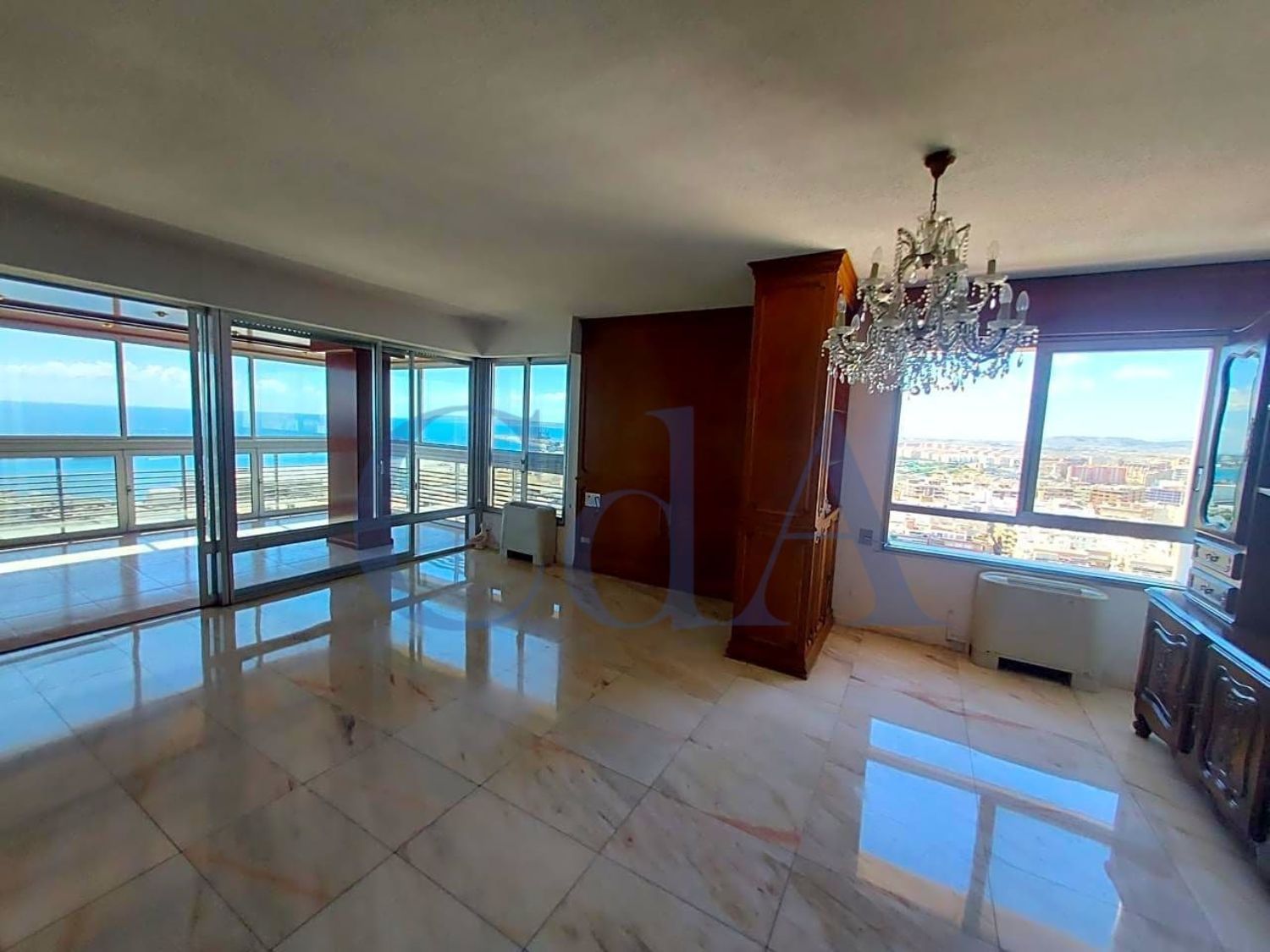 Piso o apartamento à venda em Alicante