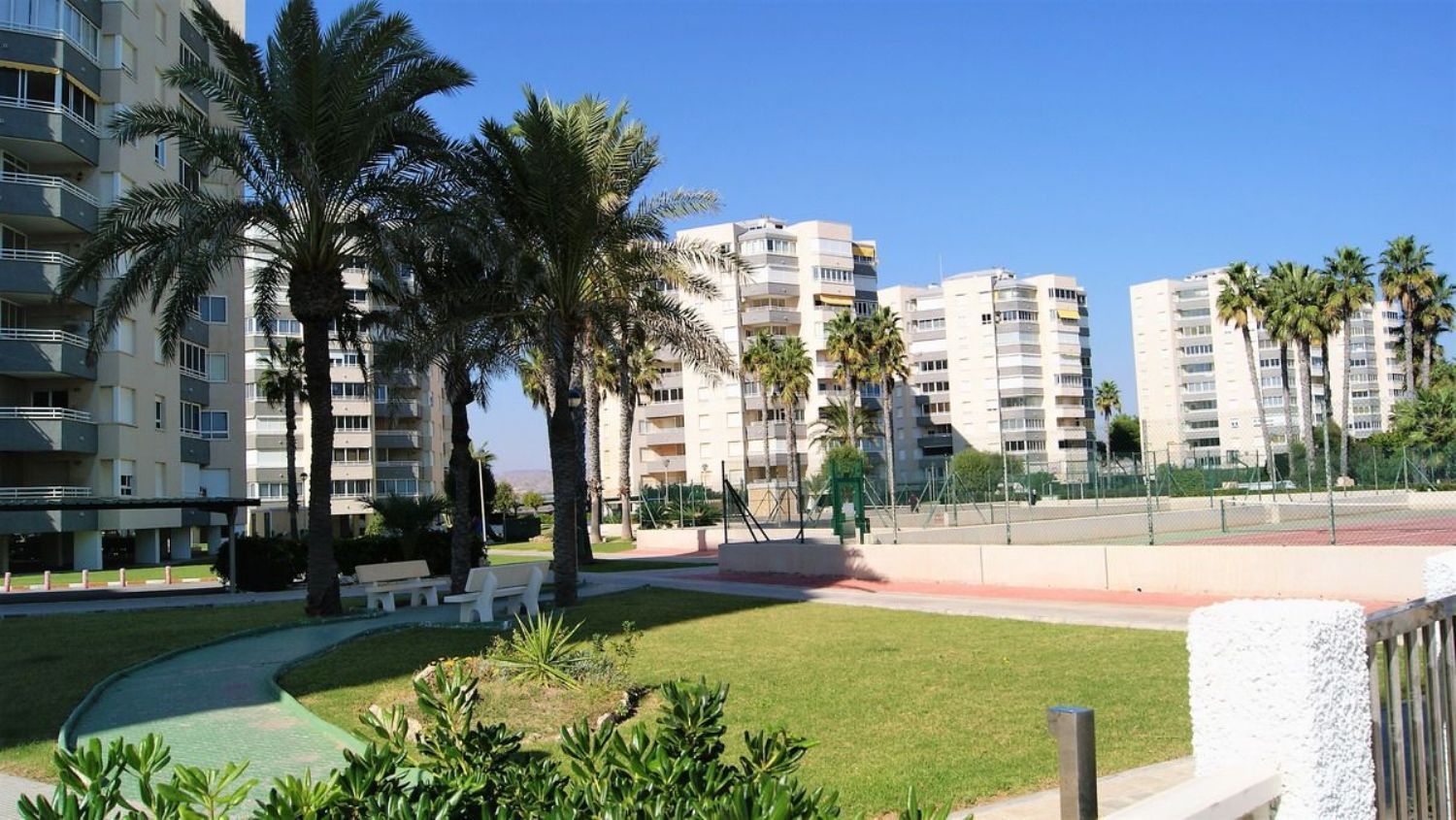 Flat for sale in Alicante