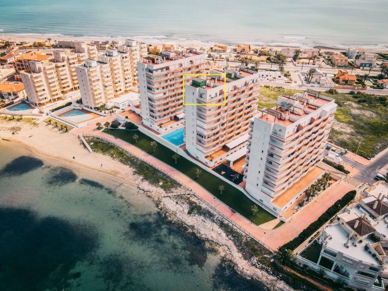 Penthouse à venda à beira-mar na Urbanização Pedrucho del Mar, em La Manga del Mar Menor