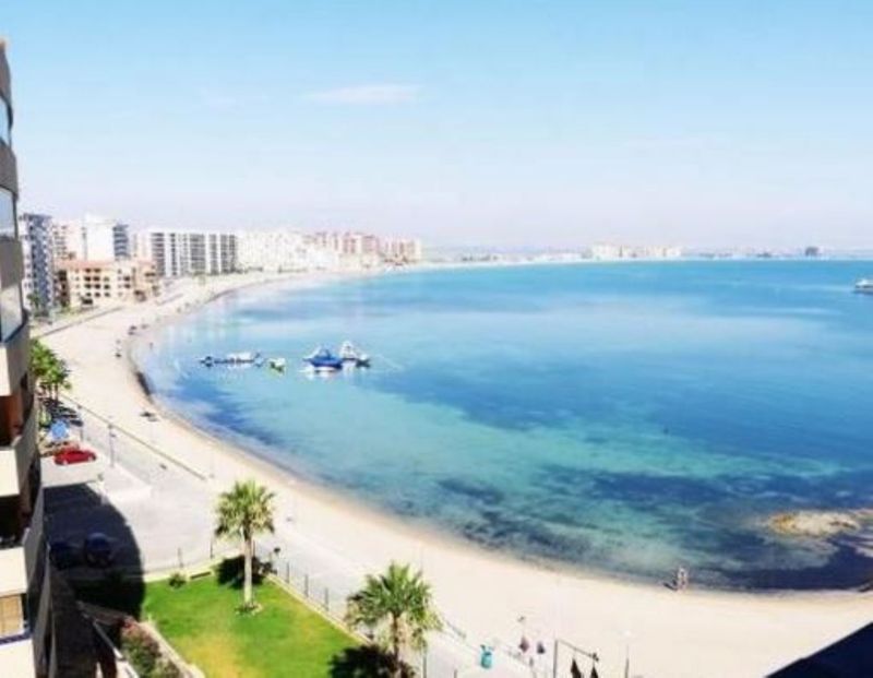 Pis en venda La Manga del Mar Menor, Murcia. Ref: 2103. Addurno.com