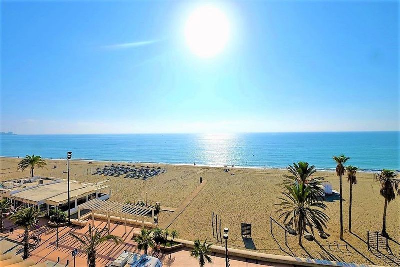 Àtic en venda Fuengirola, Málaga. Ref: 2337. Addurno.com