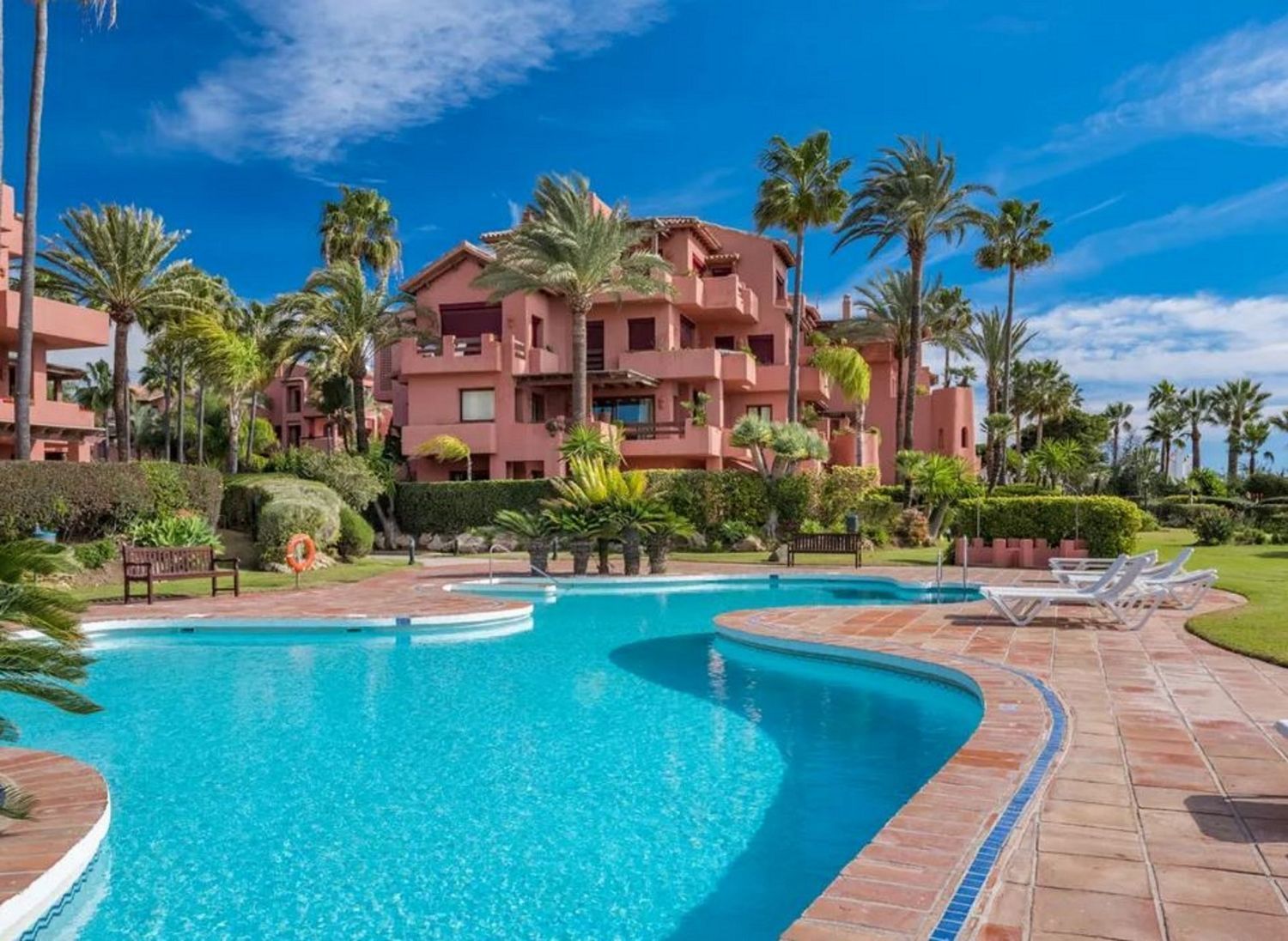 Duplex for sale in Marbella