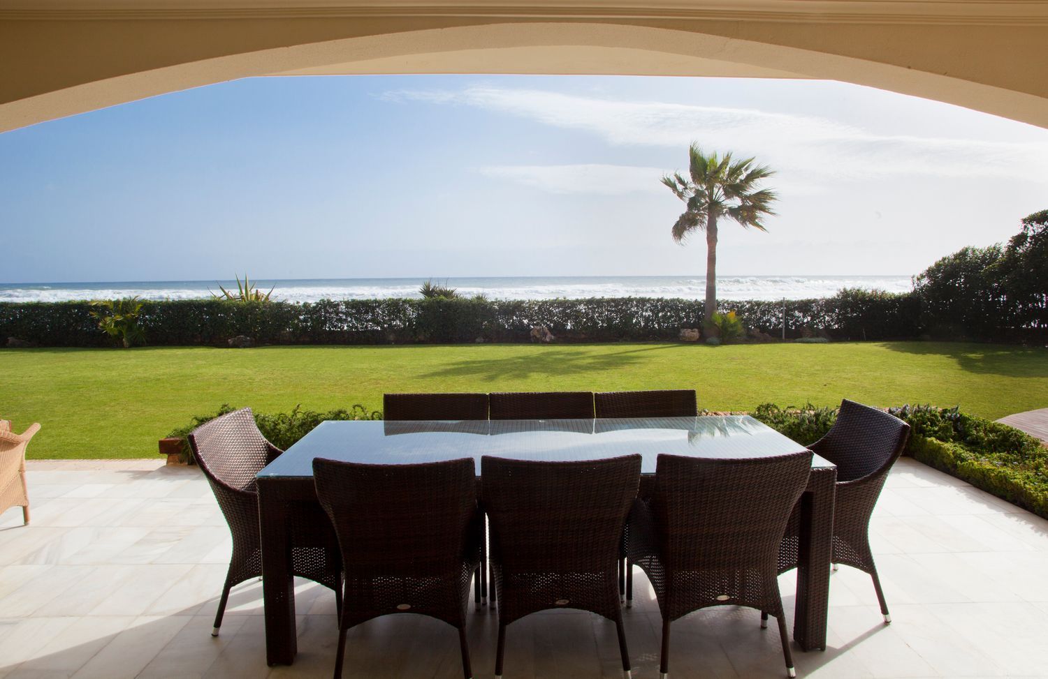 House for sale on the seafront in the Las Chapas Urbanization, in Marbella