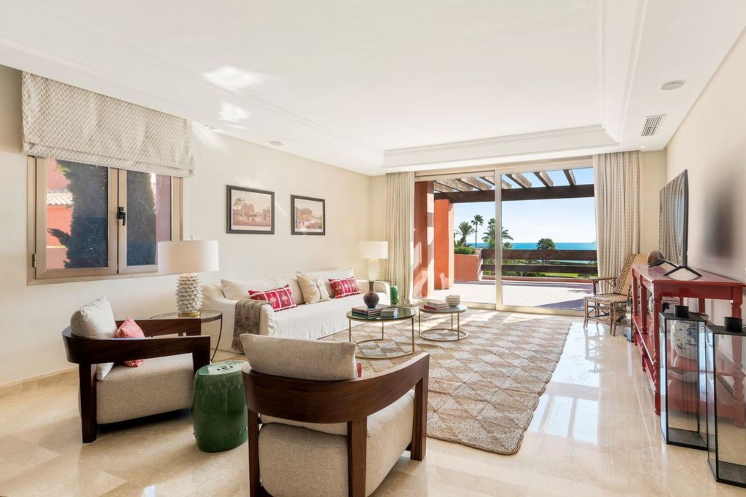 Duplex penthouse for sale on the seafront in Los Monteros, Marbella