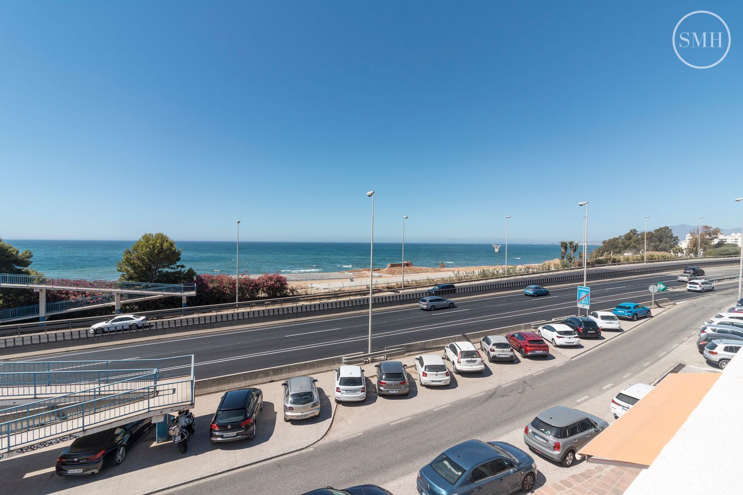 Penthouse for sale on the seafront on the Mediterranean Highway Km.184, in Marbella