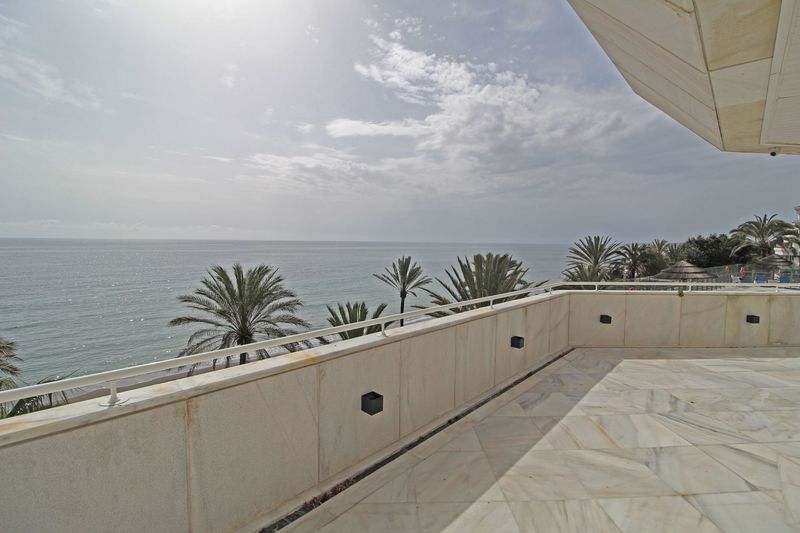 Pis en venda Marbella, Málaga. Ref: 2437. Addurno.com