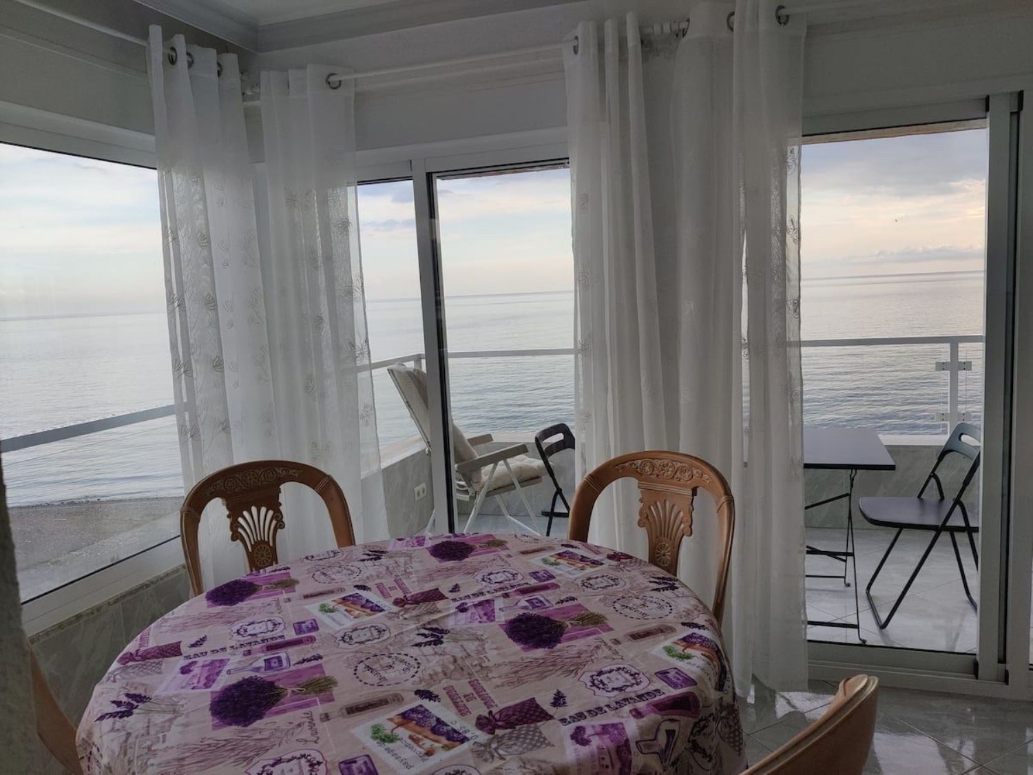 Apartment for sale on the seafront in Algarrobo Costa