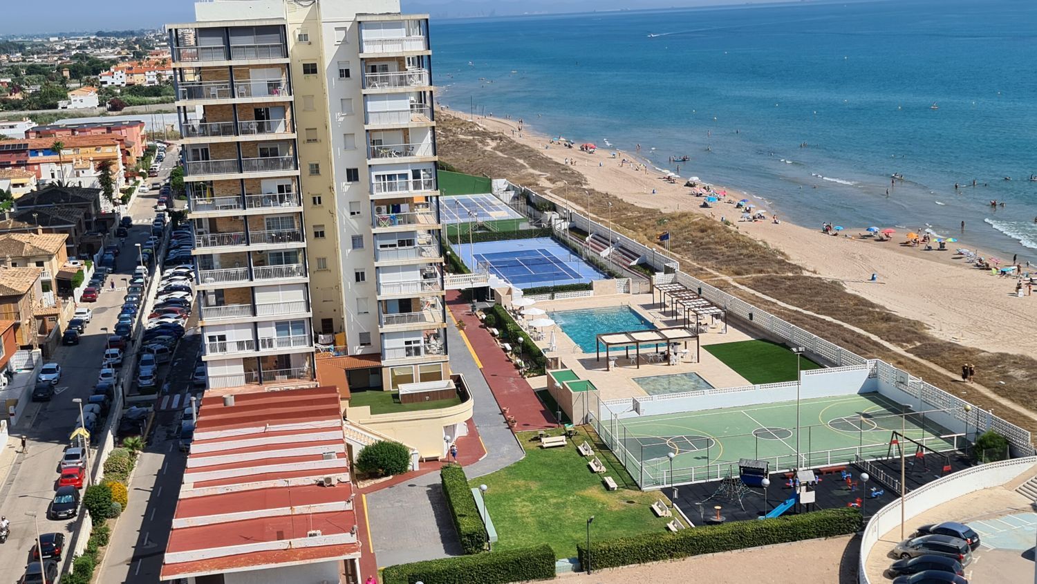 Flat for sale on the seafront on Calle de la Vall d'Agres, in Sueca