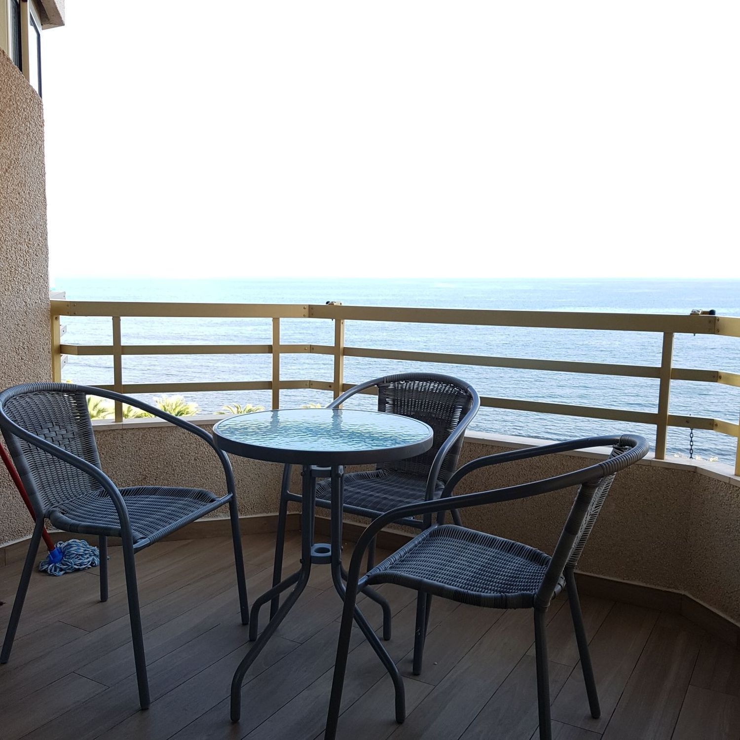 Flat for sale on the seafront in Jaime I El Conquistador, in El Campello