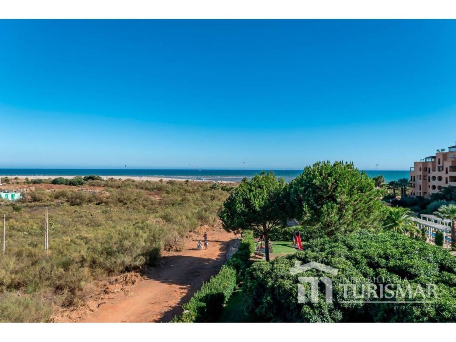 Flat for sale on the seafront in Residencial Los Albatros, in Ayamonte