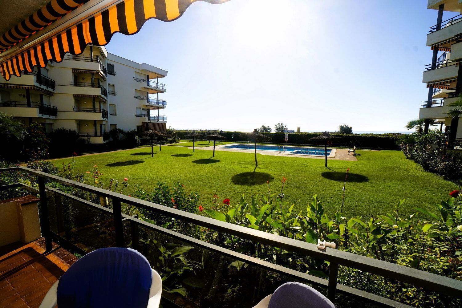 Ground floor for sale on the seafront on Passeig del Ferrocarril, in Creixell