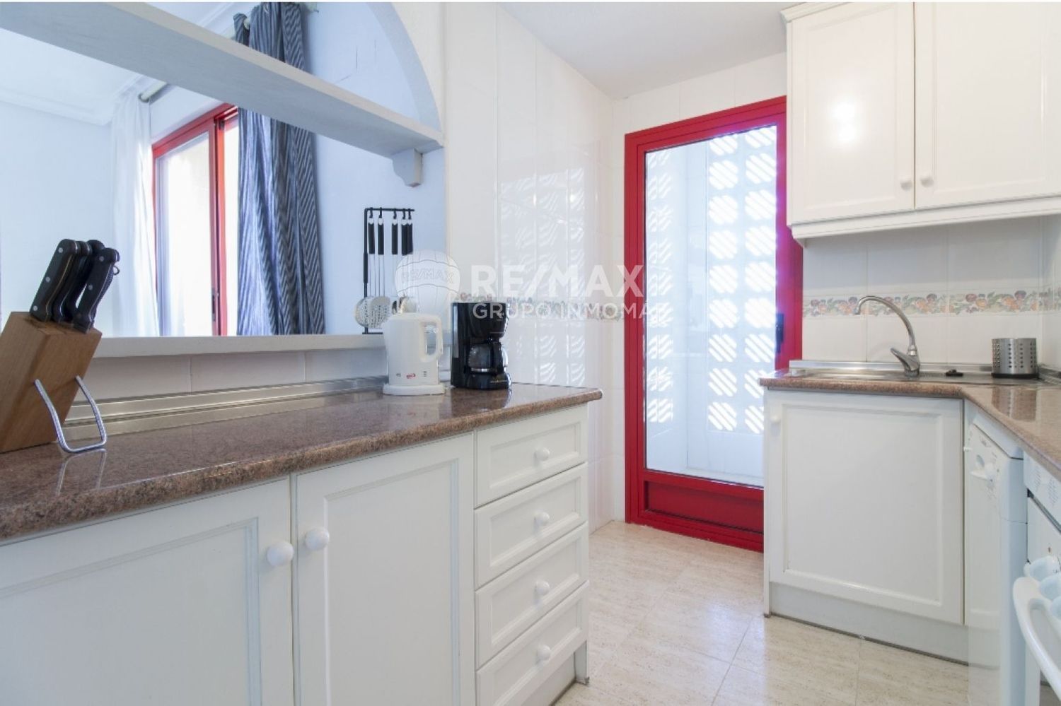 Apartment for sale on the seafront on Calle del Agua, in Villajoyosa