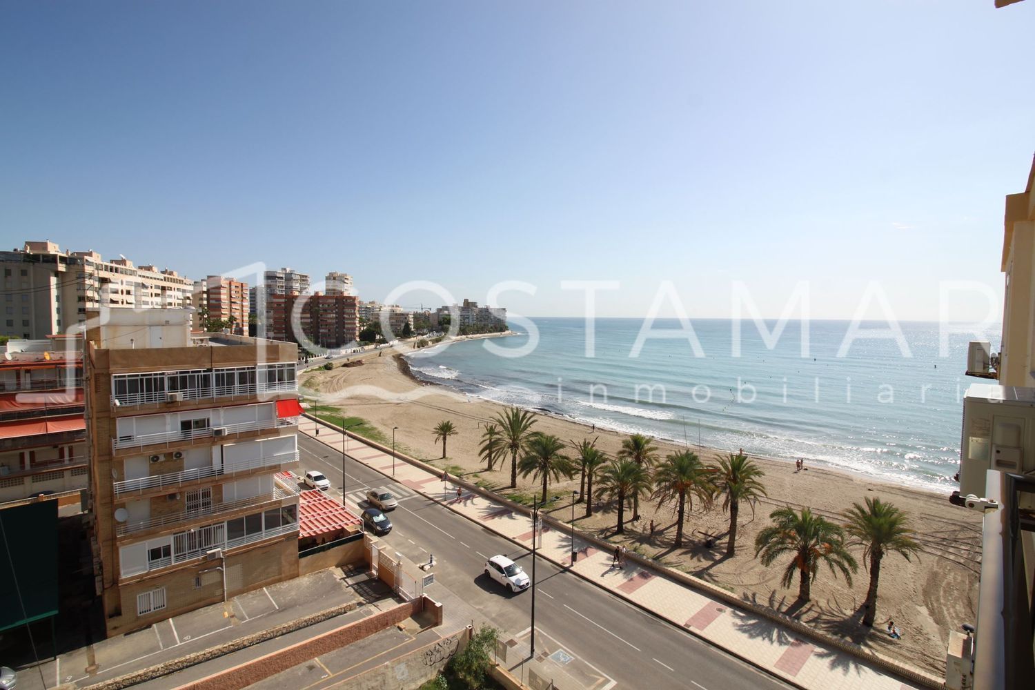 Apartamento à venda à beira-mar na Avenida Jaime I El Conquistador, em El Campello