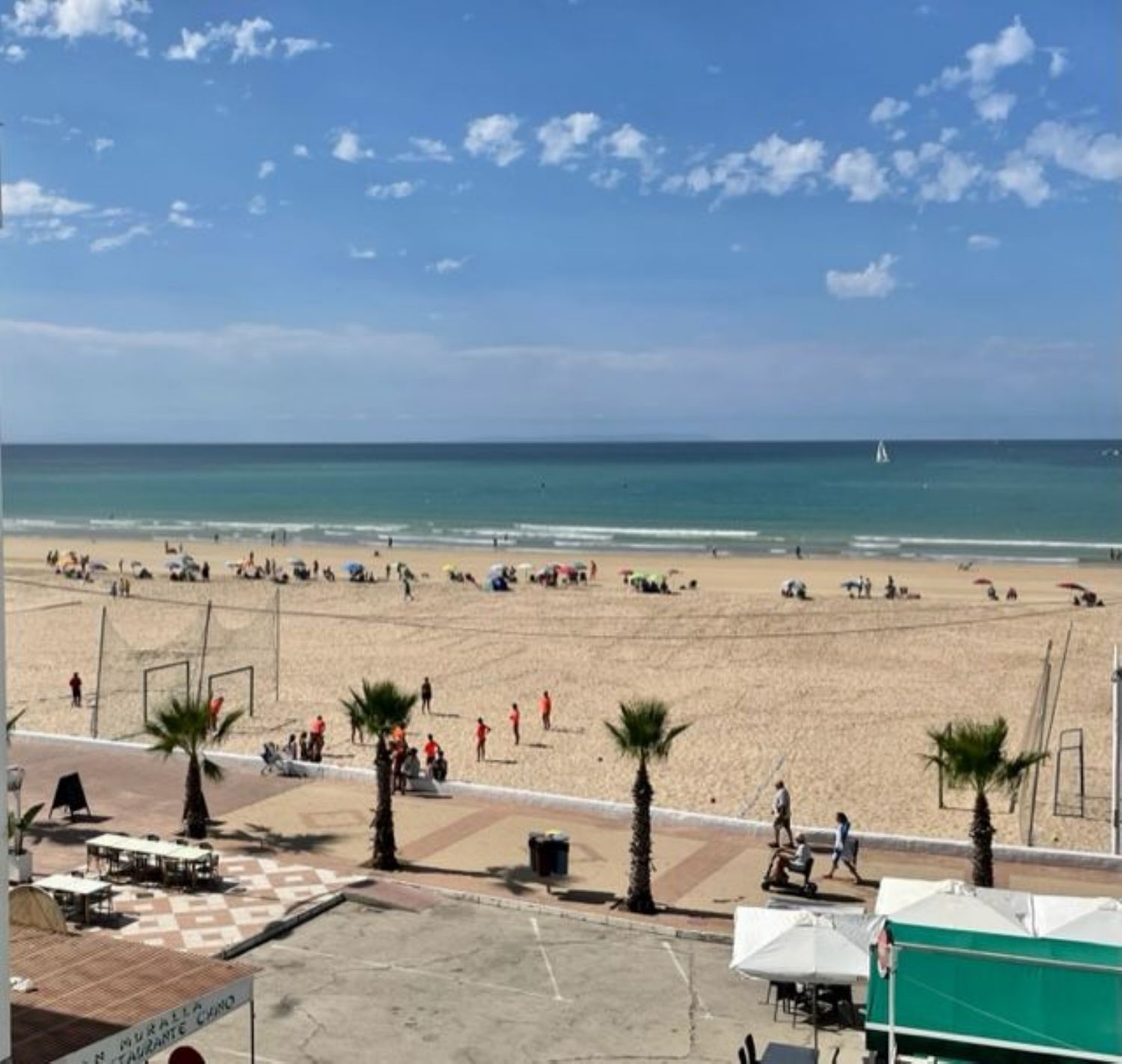 Apartment for sale on the seafront on Avenida Atlántico, in Barbate