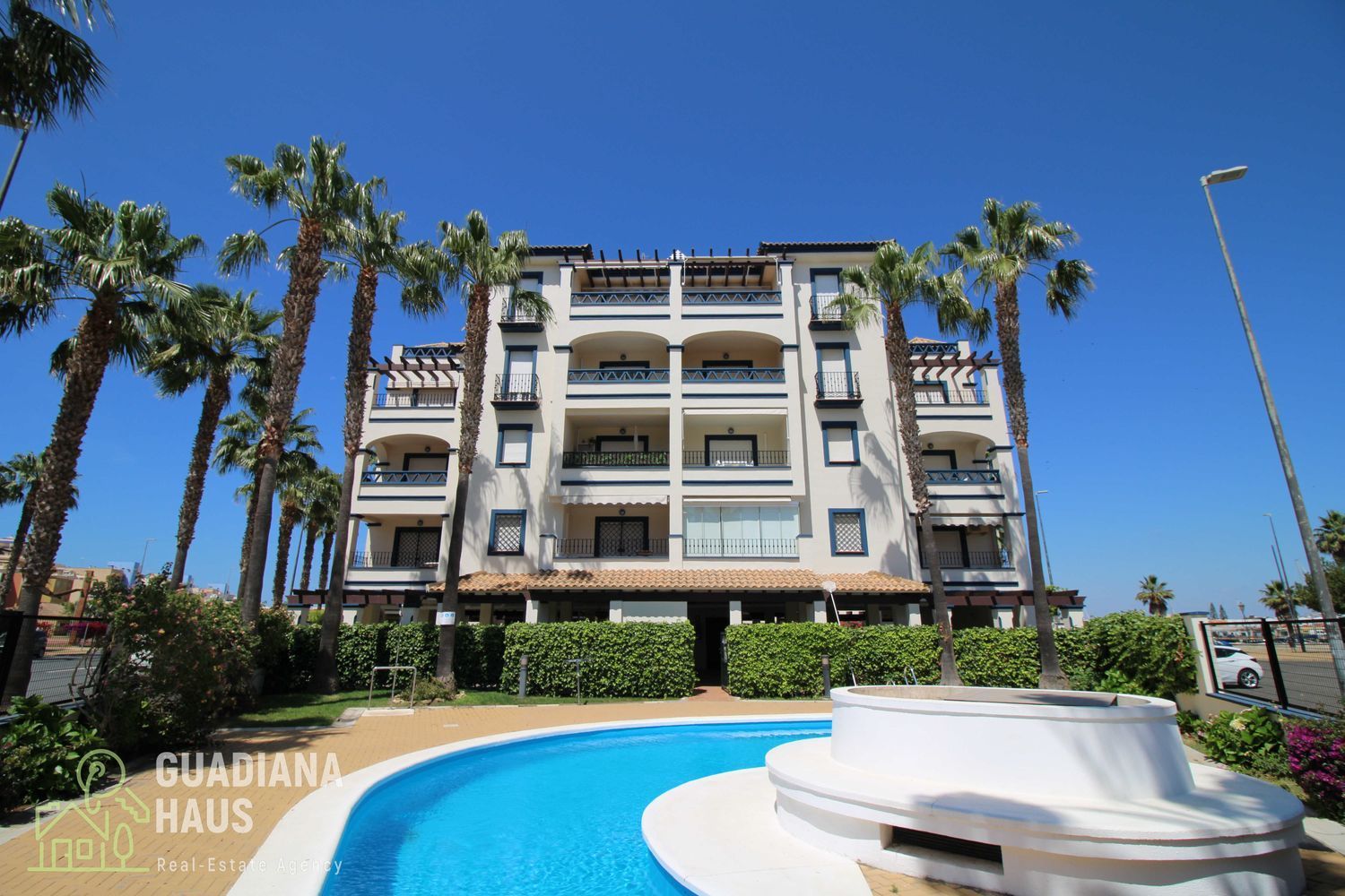 Apartment for sale on the seafront on Calle Robalito, in Isla Canela