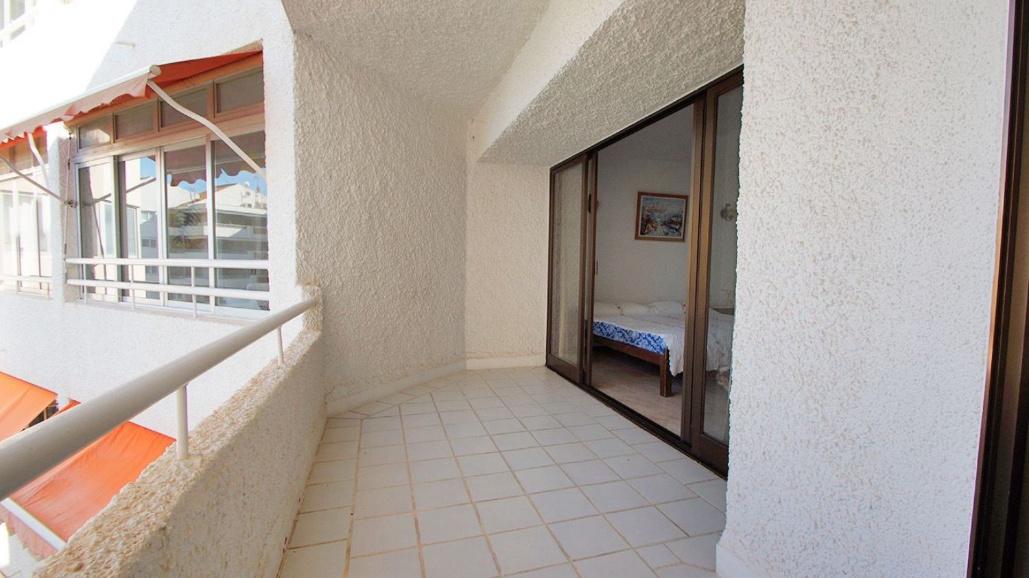 Apartment for sale on the seafront in the Residencial Altea Sol, in Altea