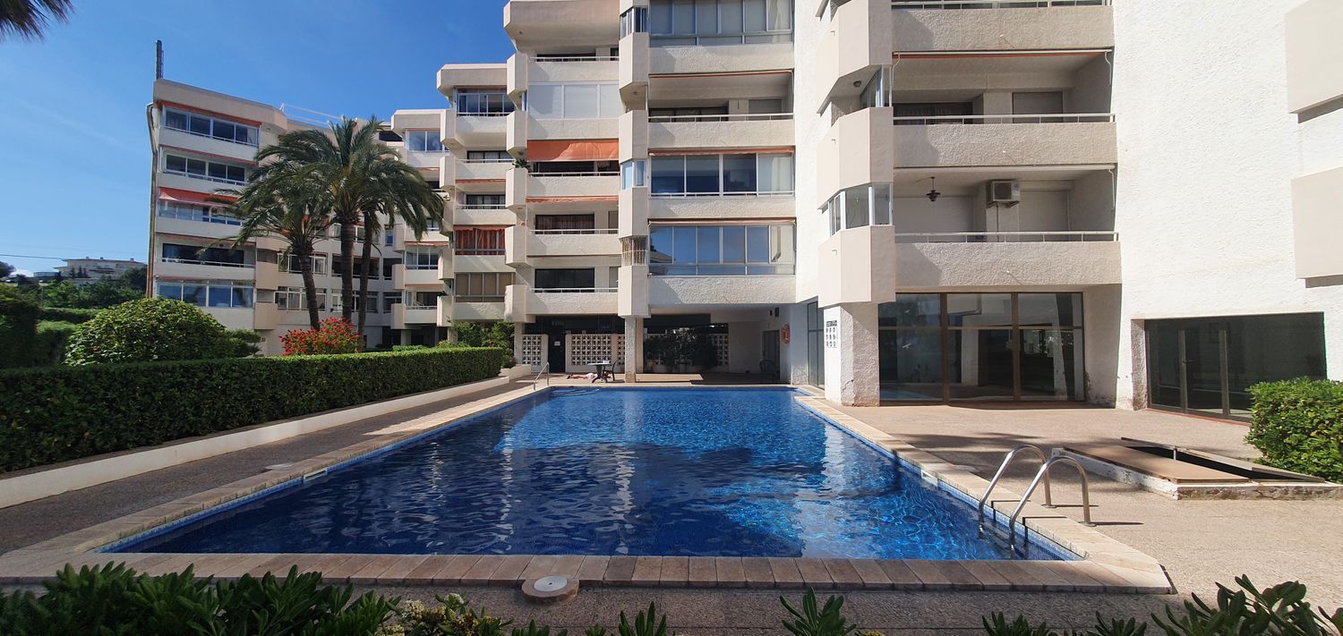 Apartment for sale on the seafront in the Residencial Altea Sol, in Altea