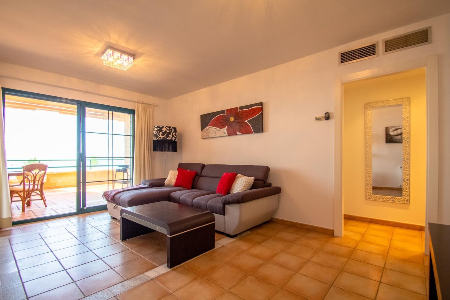 Apartamento à venda à beira-mar em Ronda del Atardecer, em Altea