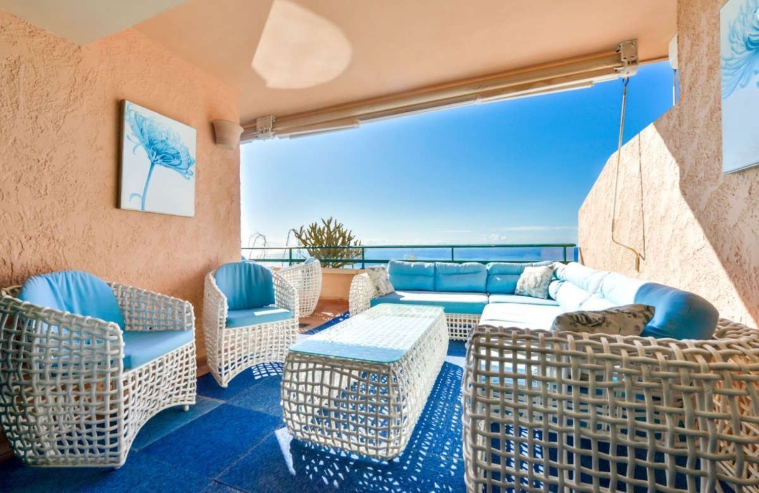 Apartamento en venta en primera línea de mar en Ronda del Atardecer, en Altea