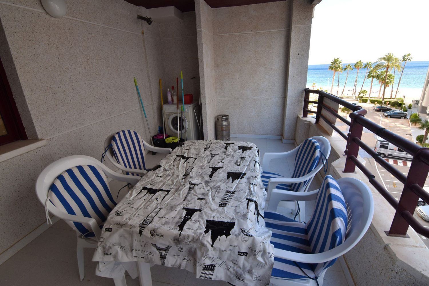 Apartamento en venta en primera línea de mar en la Playa de la Fossa, en Calpe