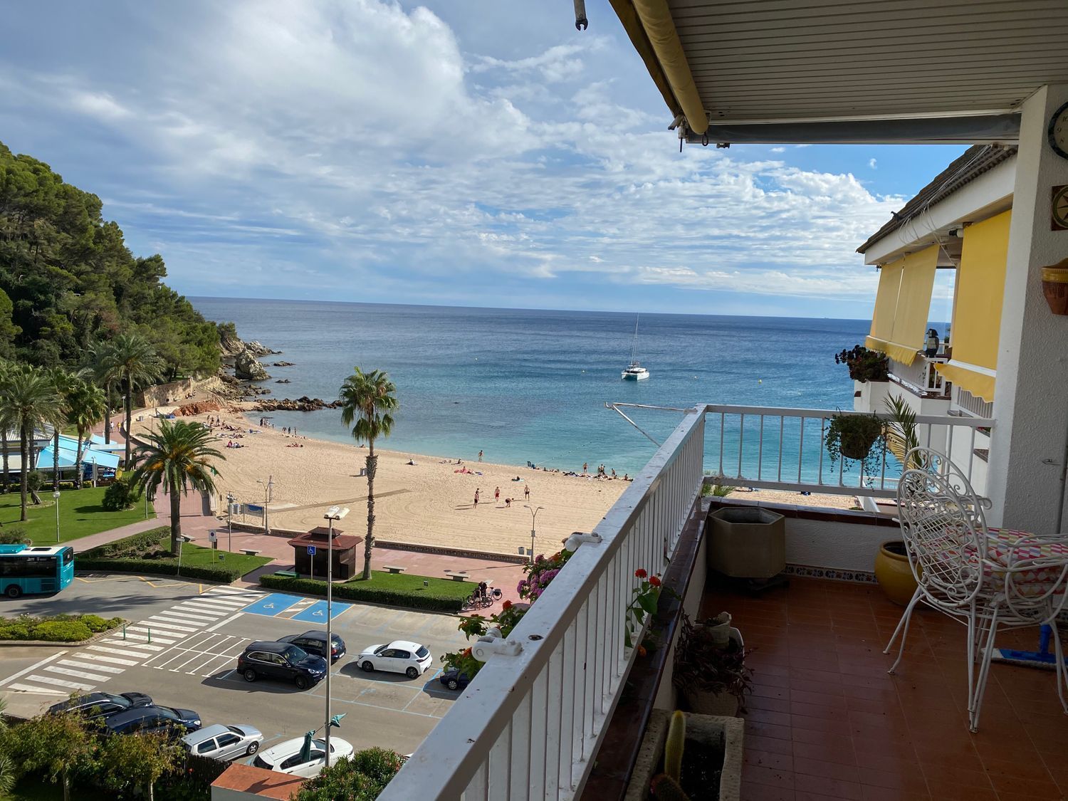 Penthouse for sale on the seafront on Fenals Beach, in Lloret de Mar