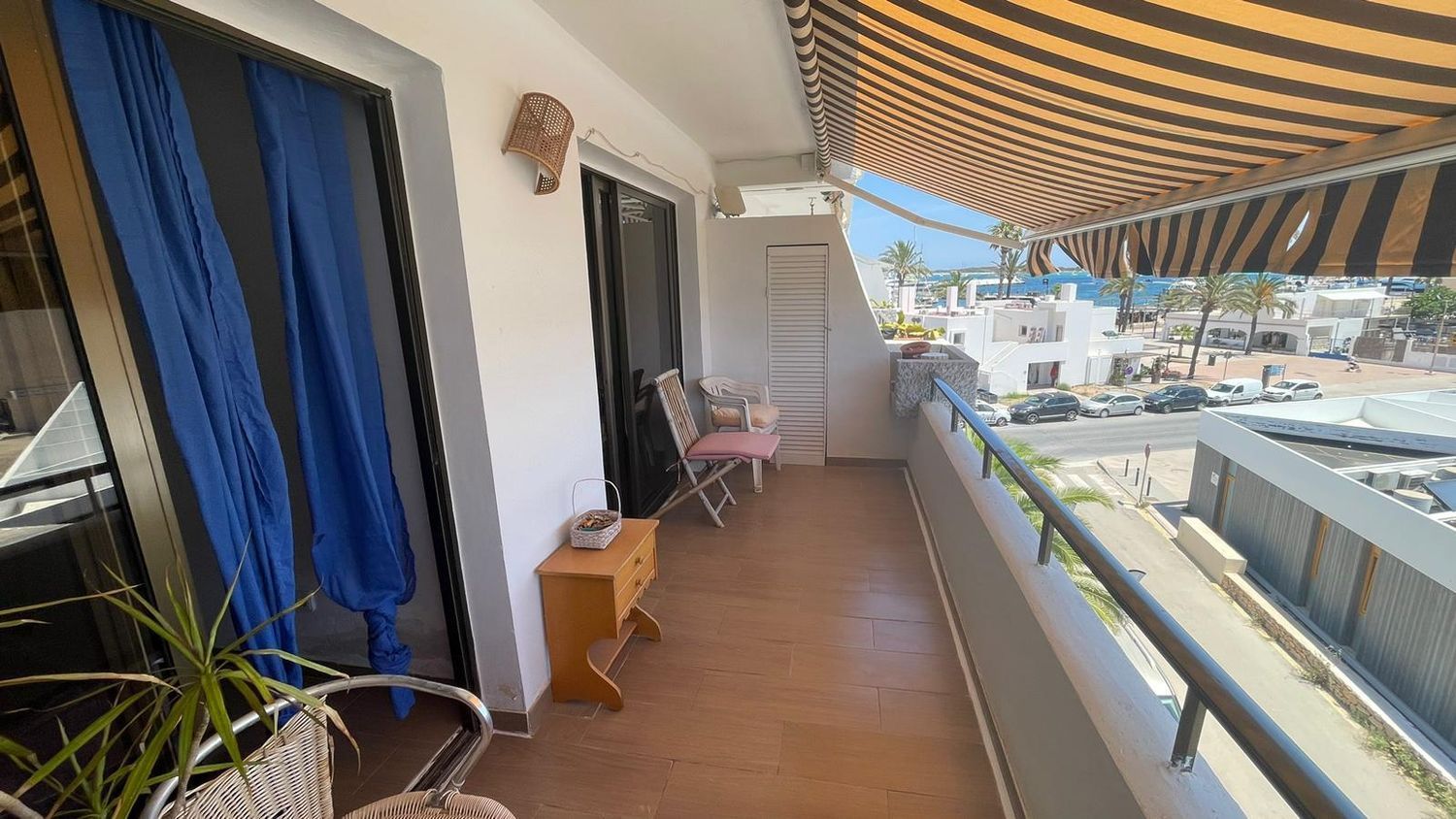 Penthouse for sale on the seafront in Cala Sabina, in Formentera