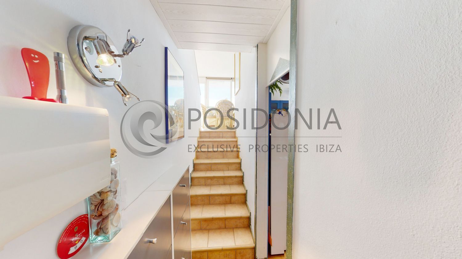 Apartamento à venda à beira-mar em Sant Antoni de Portmany, Ibiza