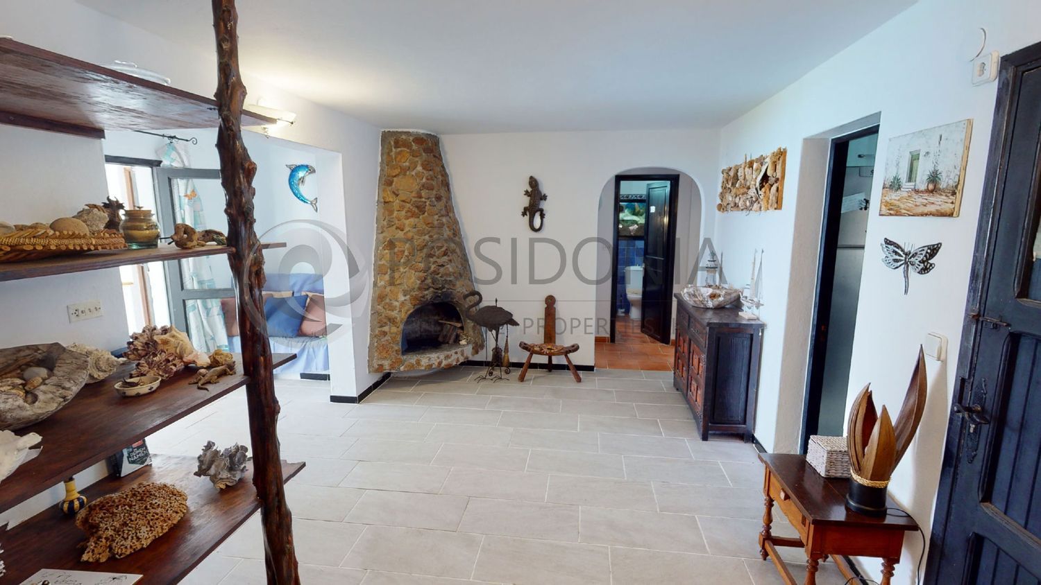 Casa en venta en primera línea de mar en Cap Negret, en Ibiza