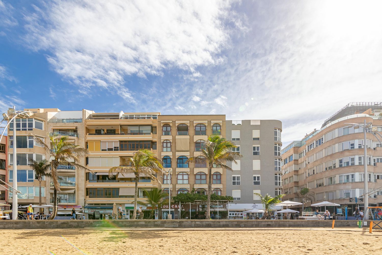 Flat for sale on the seafront in Calle Sagasta, Las Palmas de Gran Canaria