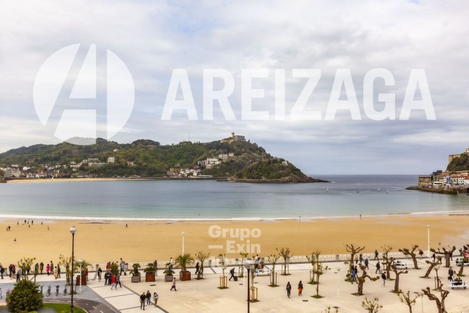 Apartment for sale on the seafront on Andia street, in Donostia-San Sebastian