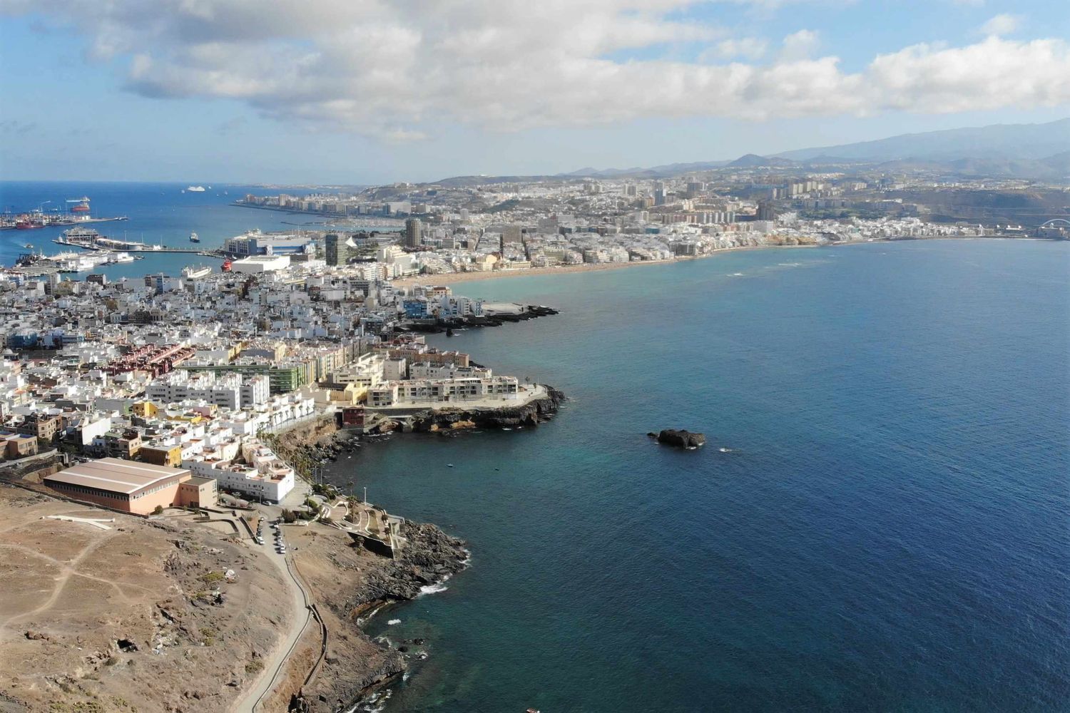 Piso en venta en primera línea de mar en Avenida Semana de la Pasión, Las Palmas de Gran Canaria