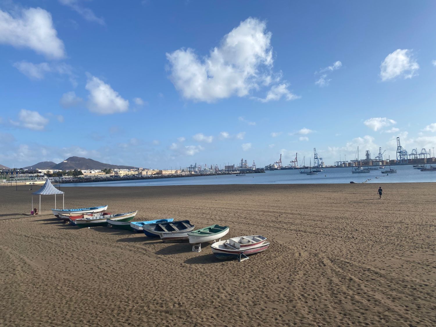Cobertura duplex para comprar na primeira linha de mar em Blasco Ibañez, em Las Palmas de Gran Canaria